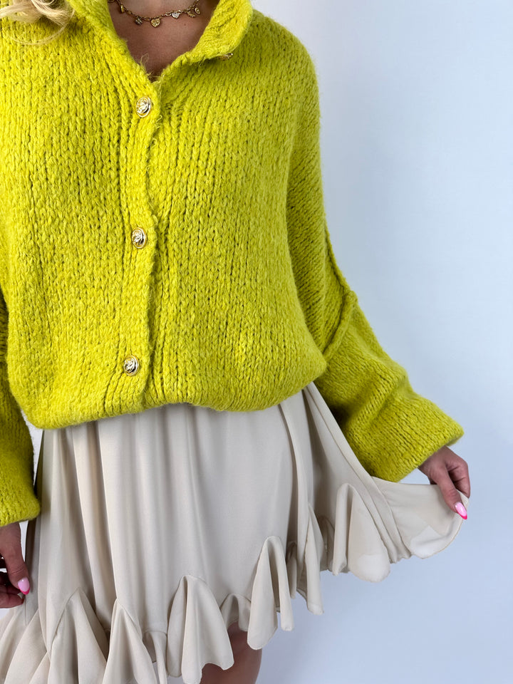 Langer Oversize Cardigan mit goldenen Manschettenknöpfen Claire