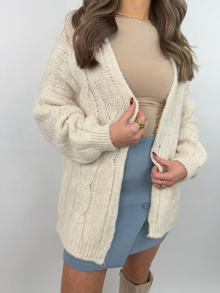 Offene Strickjacke mit Zopfmuster Clara