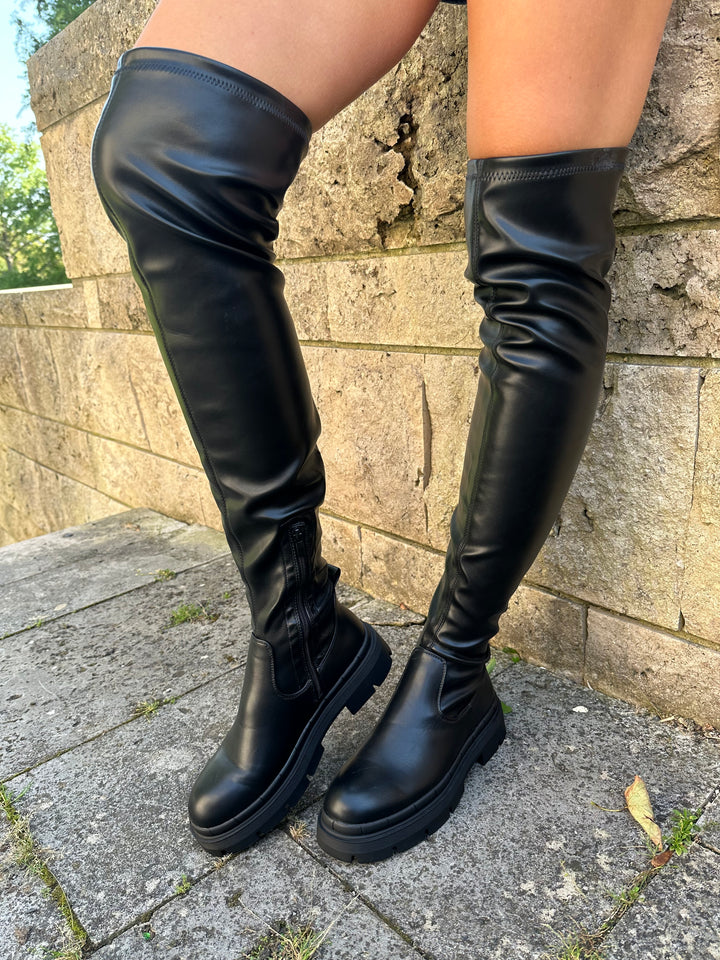 Overknee Boots in Glattlederoptik