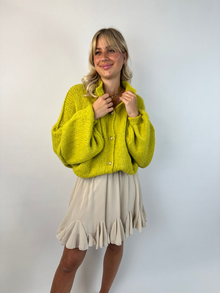 Langer Oversize Cardigan mit goldenen Manschettenknöpfen Claire