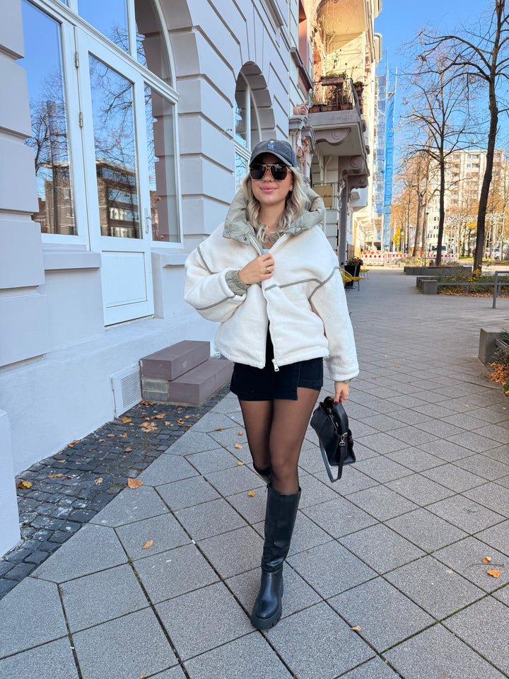 Teddyjacke mit abnehmbarer Kapuze