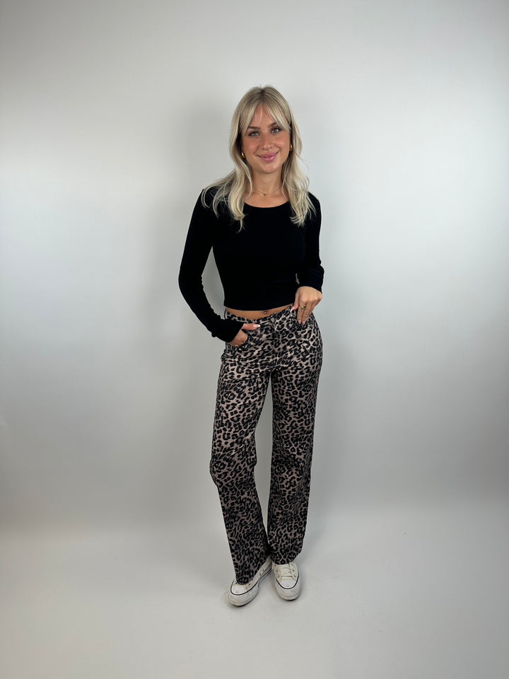 Beschichtete Straight Fit Jeans mit Leoprint (8537) Gr. L (Einzelteil)