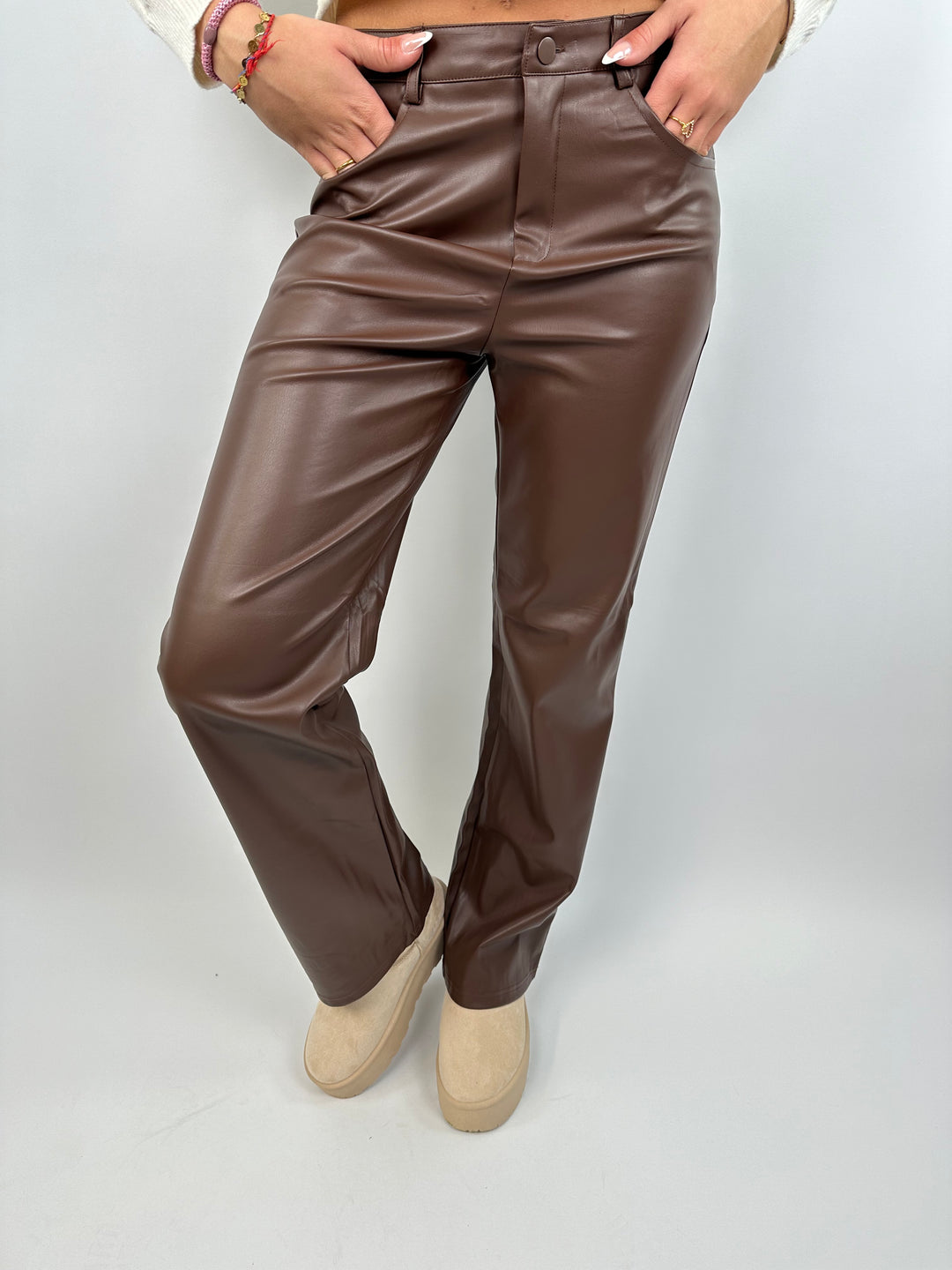 Straight Fit Kunstlederhose Nutty