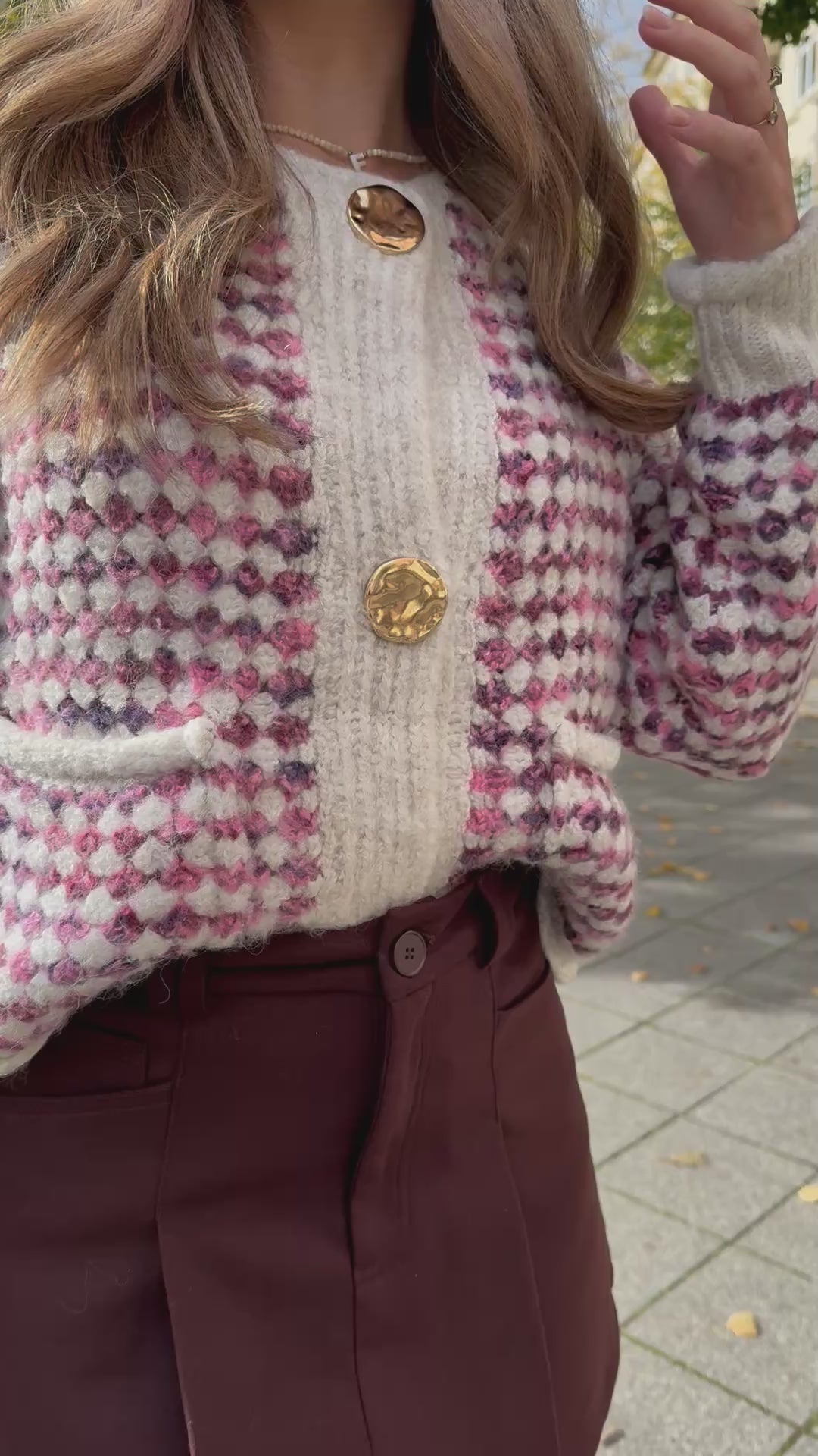 Strickcardigan mit goldenen Knöpfen Amara